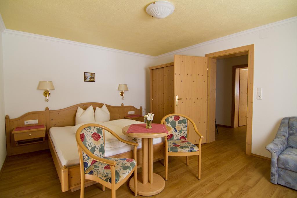 اوبرغورغل Appartment Pillerhof المظهر الخارجي الصورة